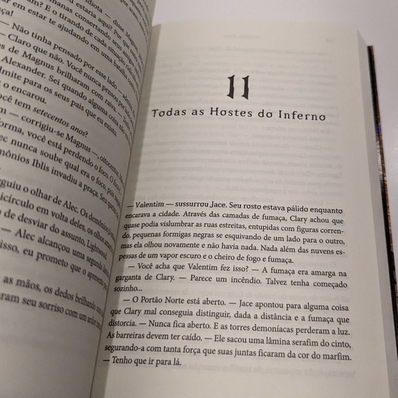 Cidade de Vidro: Os Instrumentos Mortais (Em Portugues Do Brasil) – Cass. Clare - Picture 6 of 8